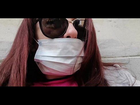 ❤️ Nicoletta heyfa xwe ji cîrana xwe hildide û di garaja wî de dişewite (Karantîna Italiantalî ya Taybet Covid19) ❤ Kalîteya seksê li me ﹏